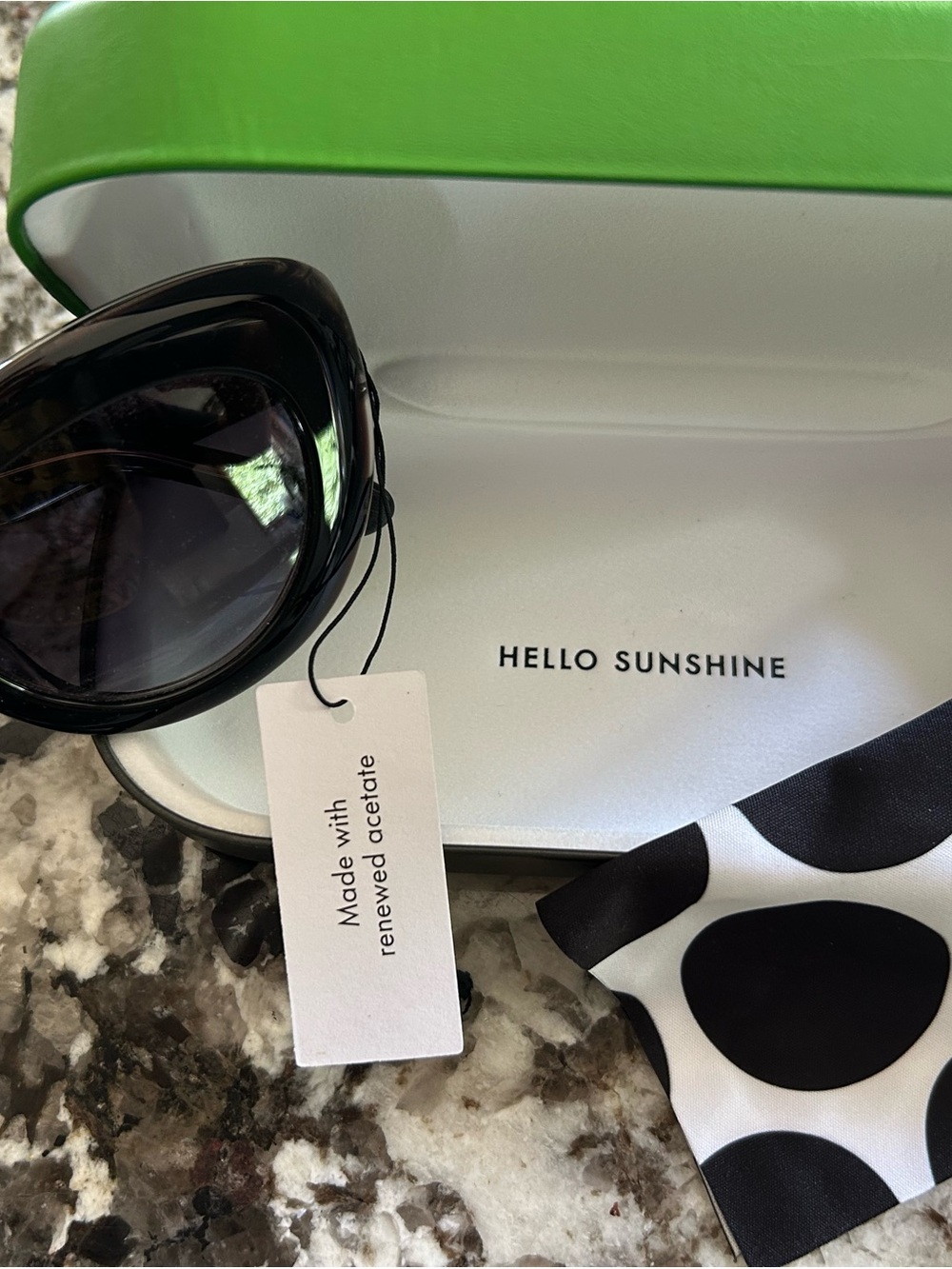 kate spade Black Cat-Eye Sunglasses with Green-Trim Case. Brand new, never worn! - Picture 2 of 9